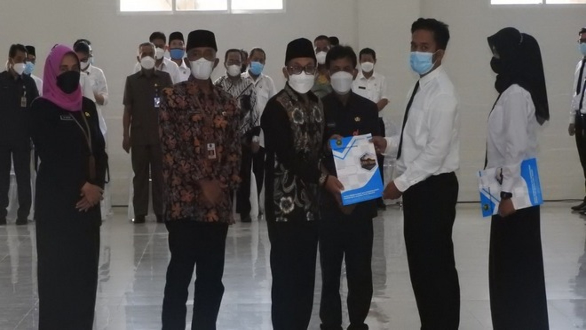 Penyerahan SK PPPK Kepada 639 Guru Untuk Meningkatkan Pendidikan Kota Malang