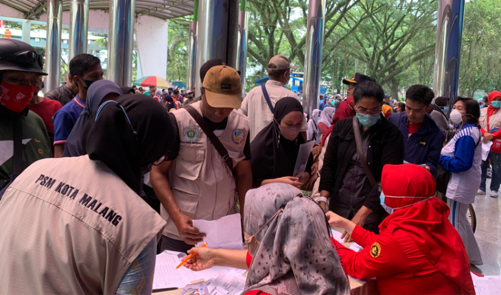 Dinsos-P3AP2KB Kota Malang Salurkan BLT DBHCHT untuk 12.609 KPM