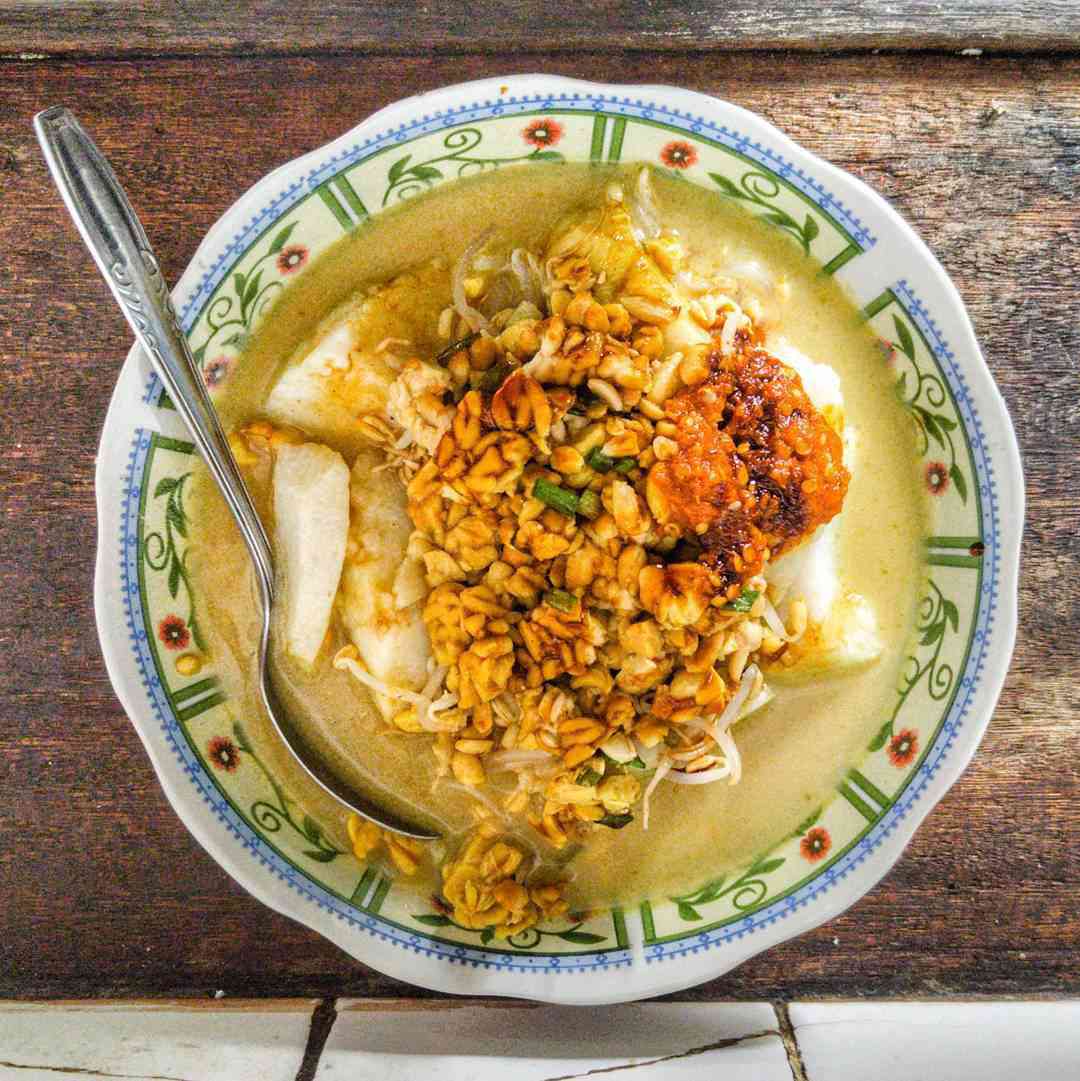 Orem-orem Pak Tik, Kuliner Legendaris Kota
