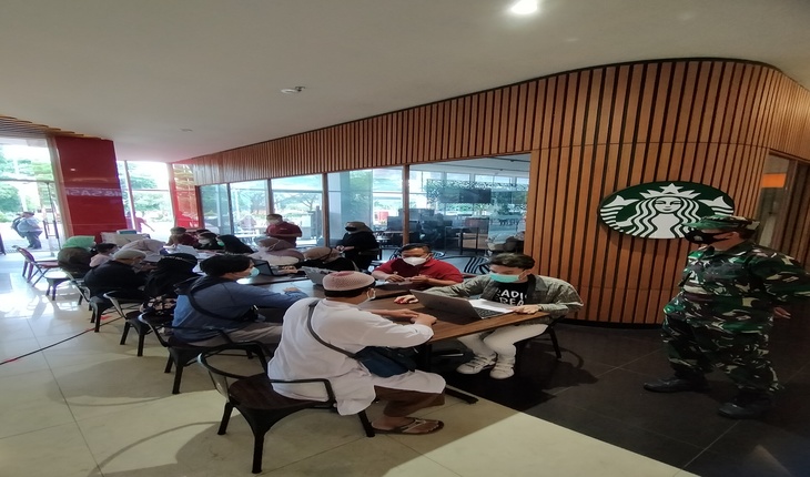 Radio Elfara Bagi 1000 Vaksin Dosis 1 dan 2