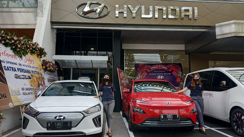 Mobil Masa Depan, Hyundai Ioniq dan Kona