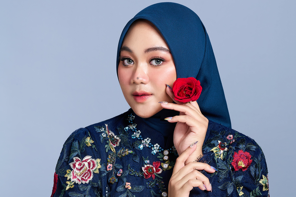 Fadhilah Intan Hadirkan Kembali Lagu Legendaris untuk Soundtrack Film “Dealova 2”