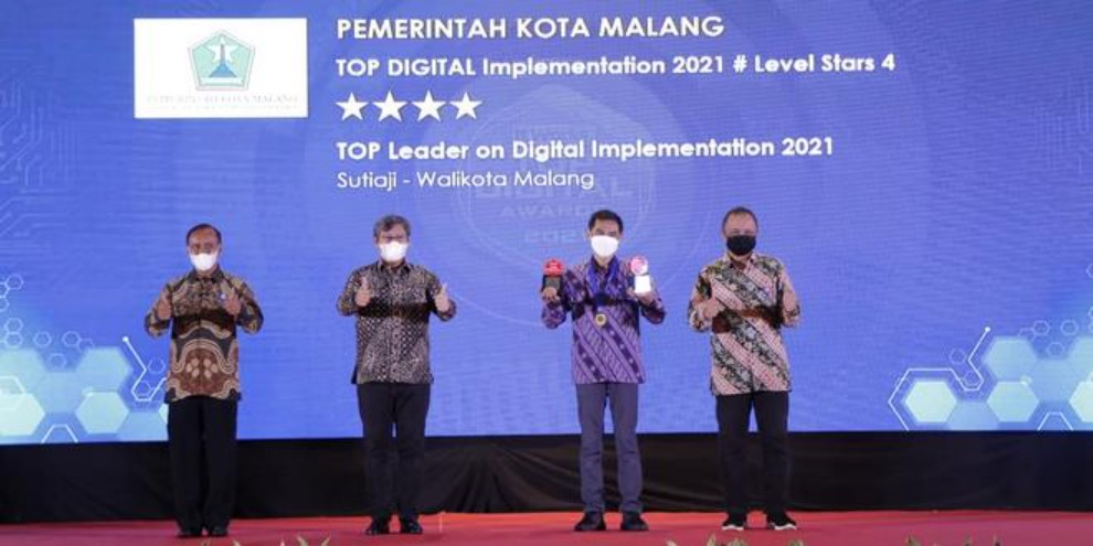 Kota Malang Raih Dua Penghargaan dari Majalah IT Work Terkait Implementasi Digital