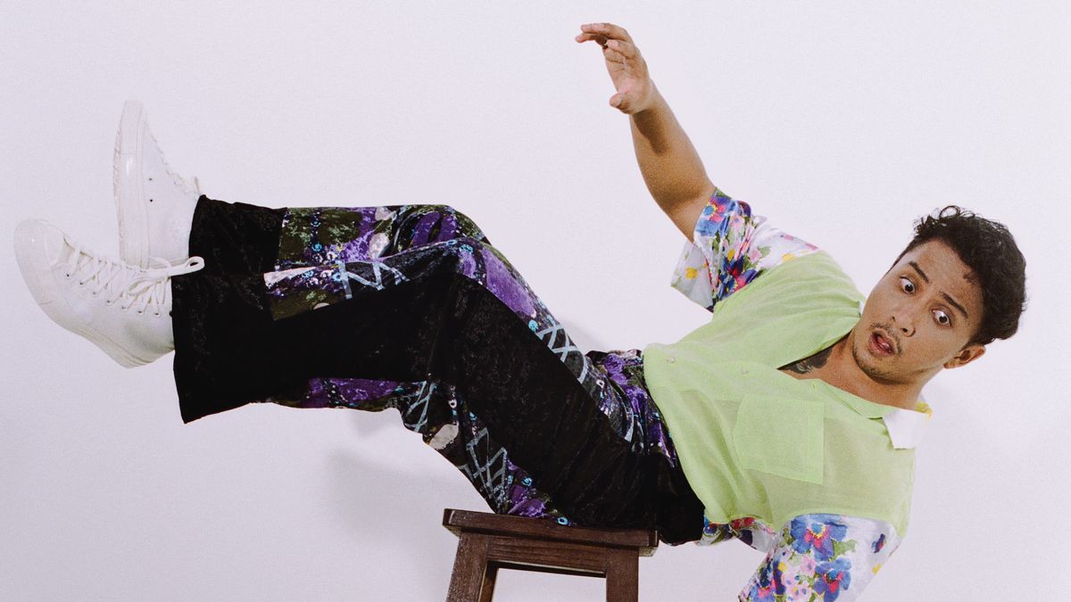 Single Terbaru dari Sal Priadi "Misteri Minggu Pagi", Jenaka Tapi Serius