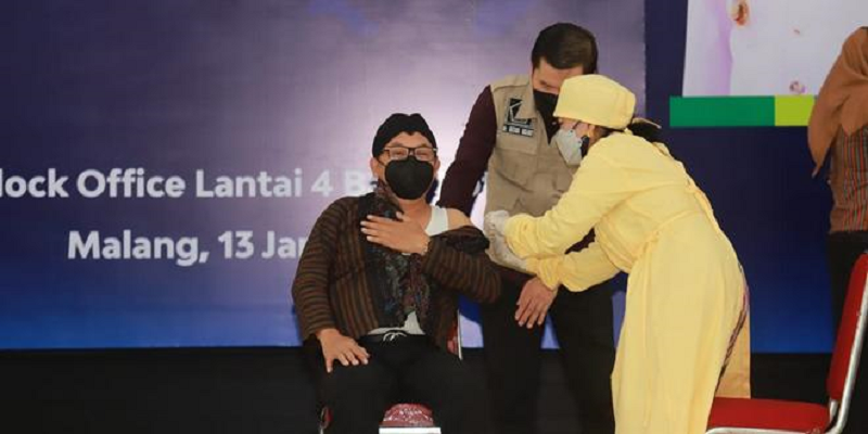 Pemkot Malang Siapkan Vaksin Astrazeneca dan Pfizer untuk Booster