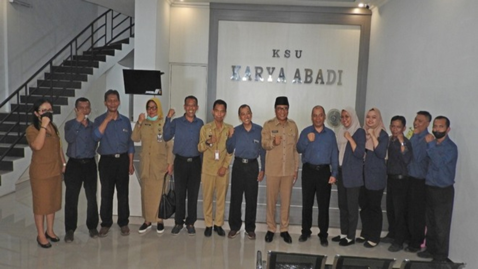 KSU Karya Abadi: Bisa Tetap Eksis, Dengan Pendekatan Kekeluargaan