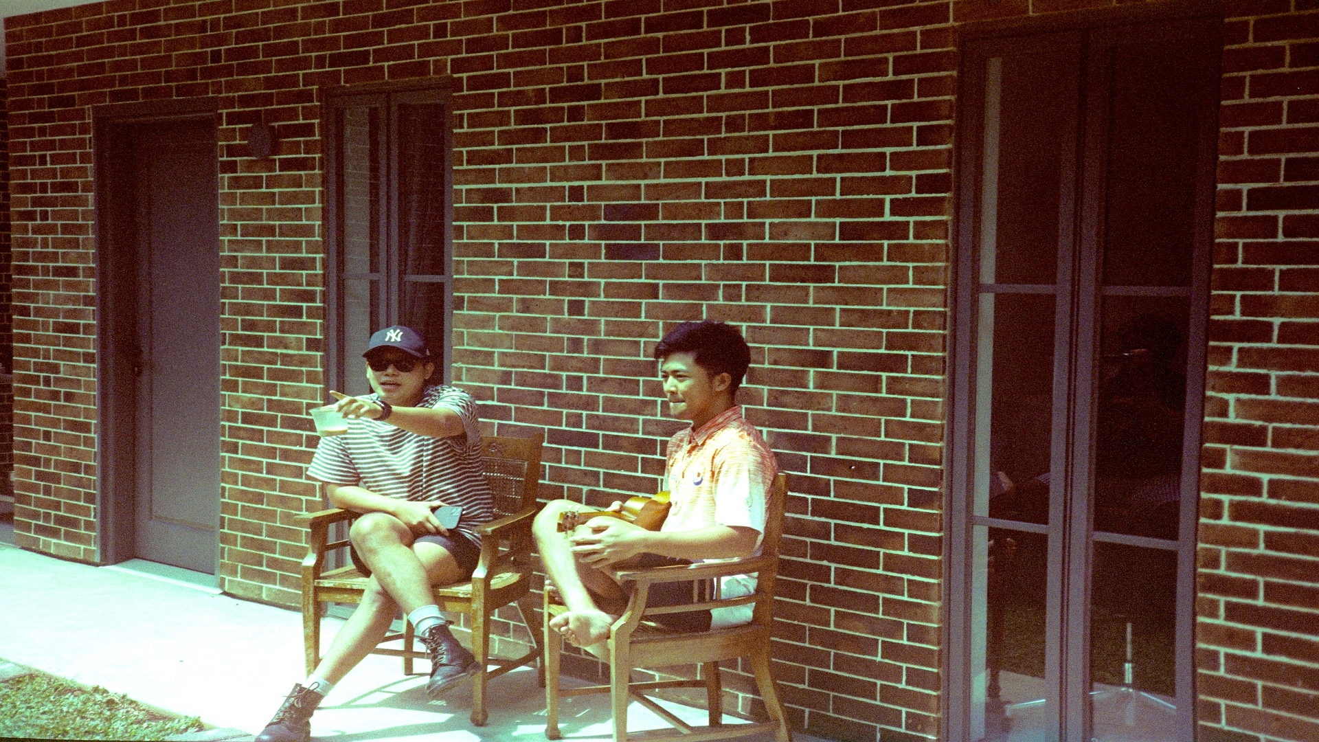 Kehilangan Memang Menyakitkan, Tertuang di Single Dead Bachelors “Gone”