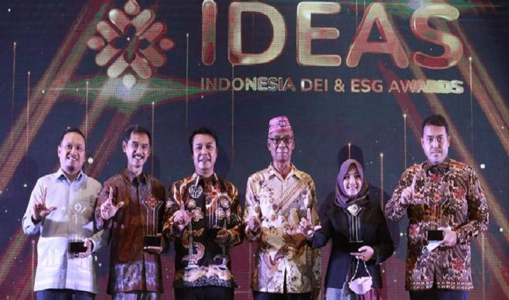Pemkot Malang Berhasil Raih Penghargaan Kategori Manajemen Pengelolaan Media Sosial